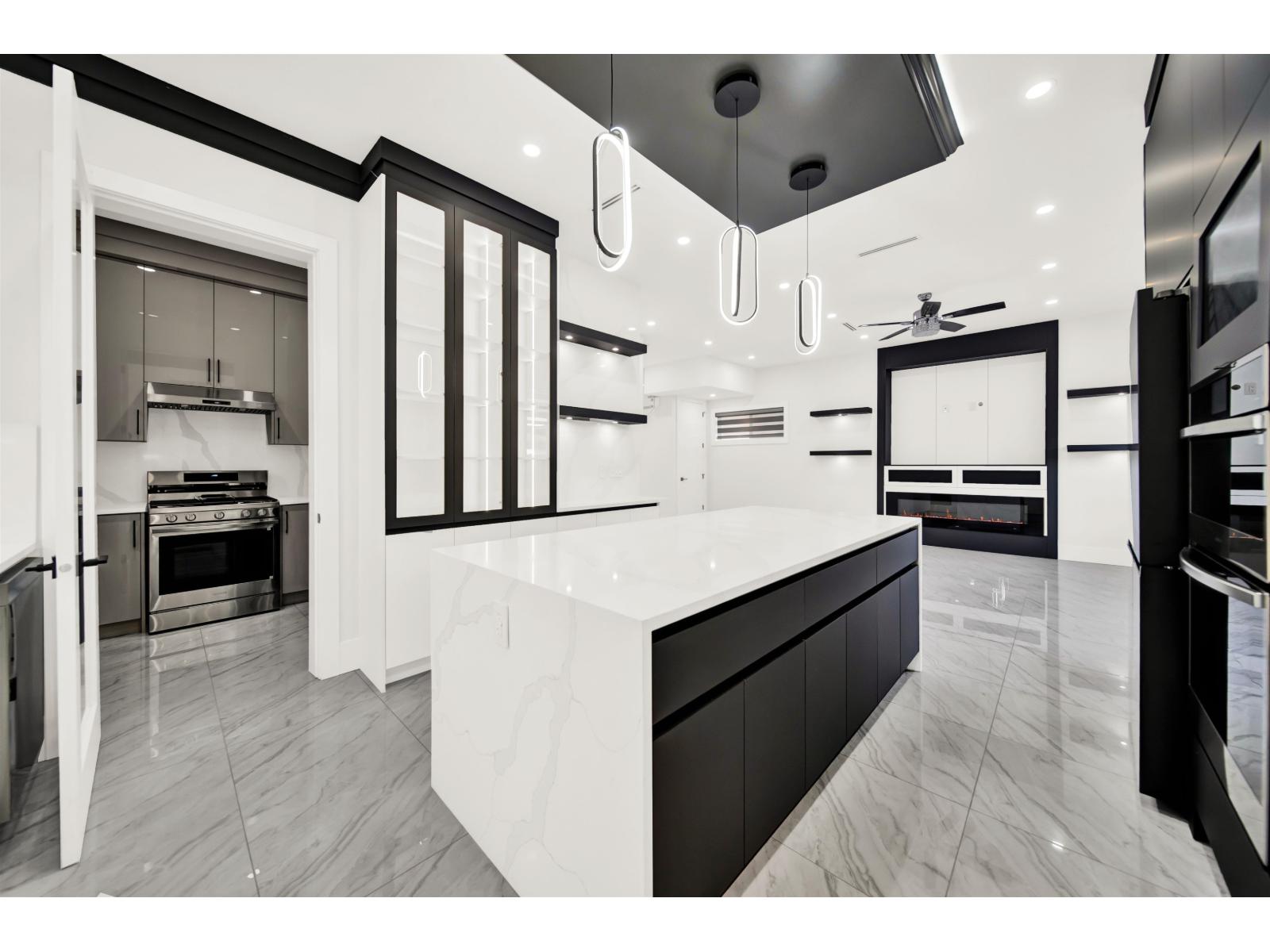 11785 82B Avenue, Delta