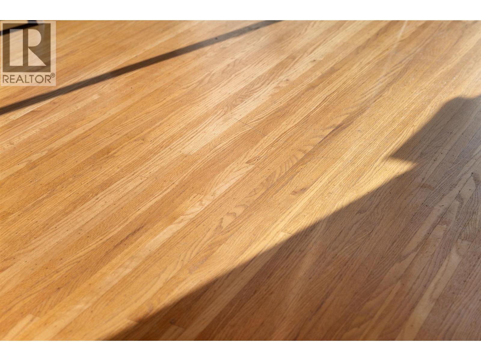 3 135 W 21ST STREET, North Vancouver