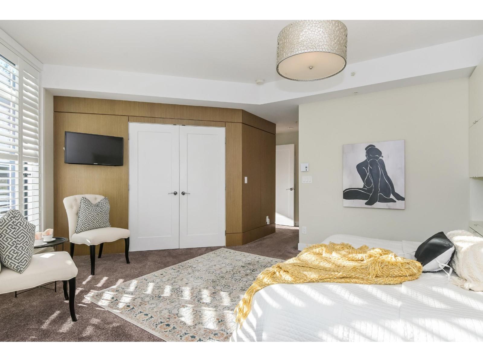 418 14855 THRIFT AVENUE, White Rock