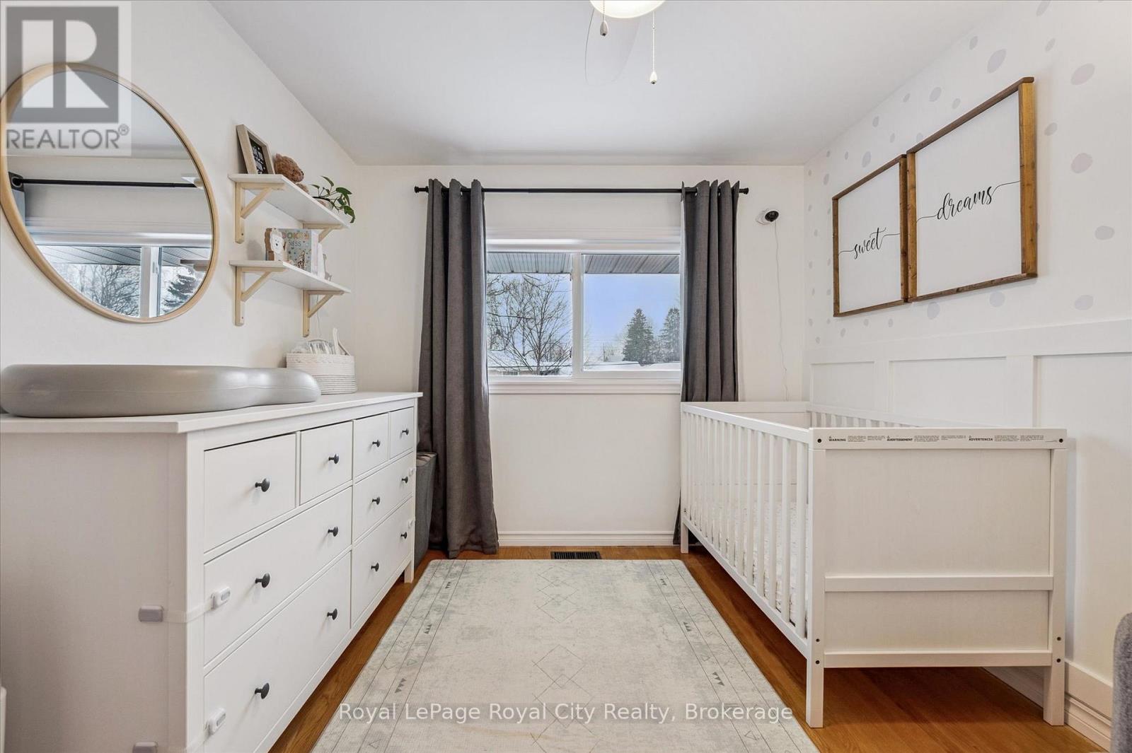 38 BRENTWOOD DRIVE, Guelph (Riverside Park), Ontario