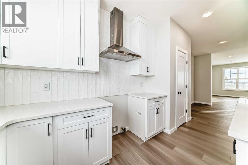 Single Family House for Sale in  Bartlett Crescent SE Rangeview Calgary 