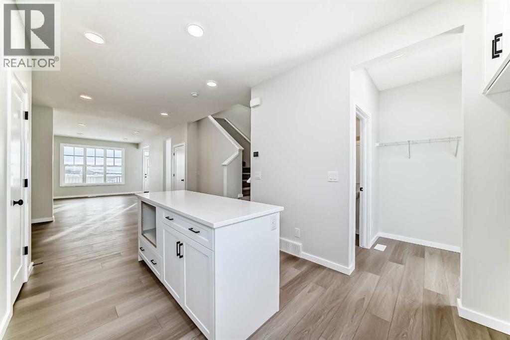 Single Family House for Sale in  Bartlett Crescent SE Rangeview Calgary 