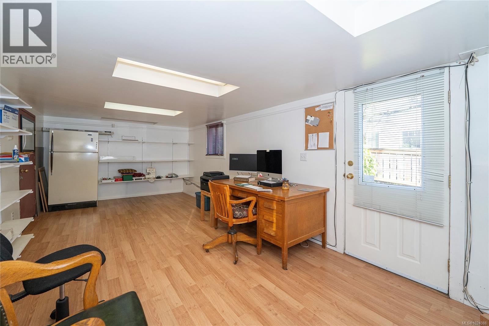  1270 Vista Heights, Victoria