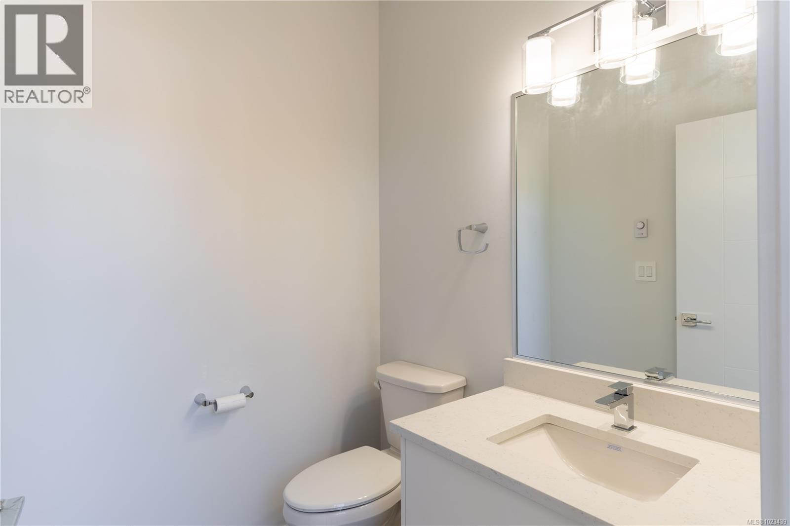 231 Heddle Ave, View Royal