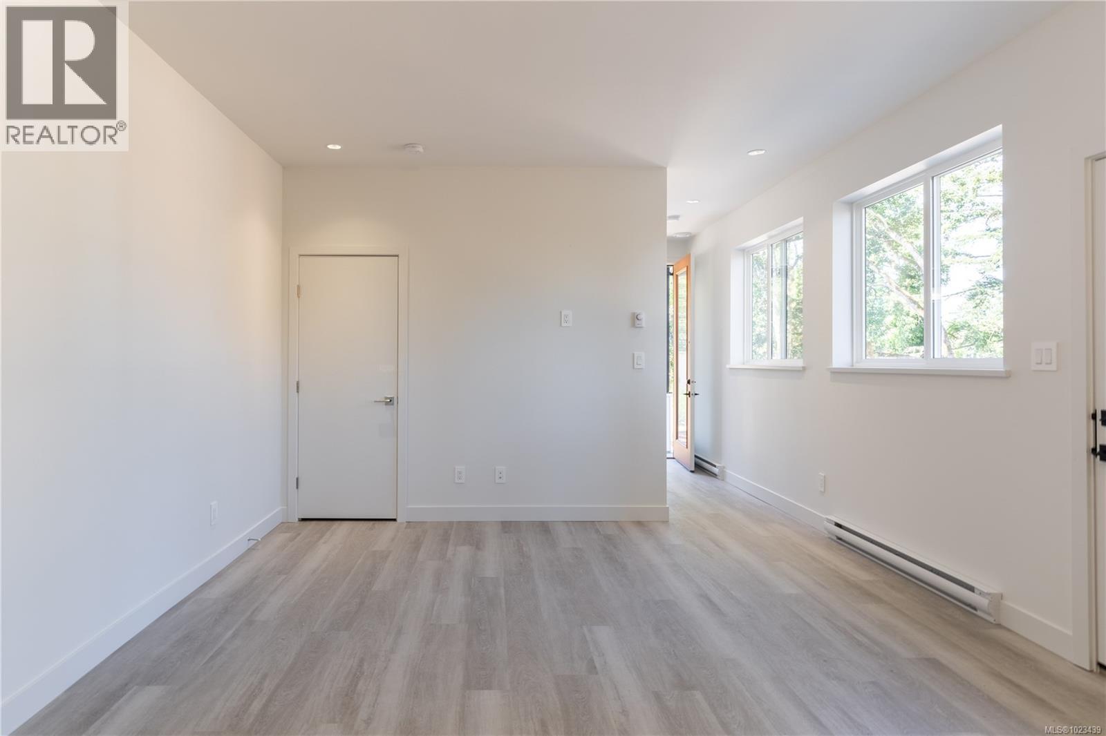 231 Heddle Ave, View Royal