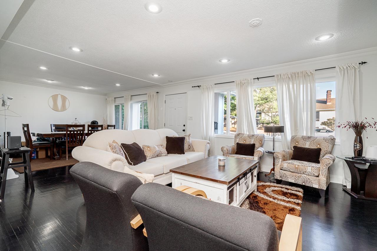 1561 CHESTNUT STREET, White Rock