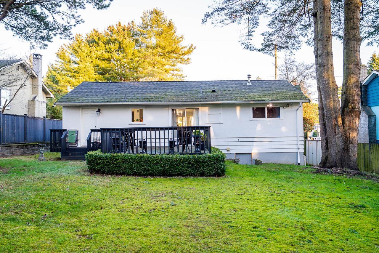 1561 CHESTNUT STREET, White Rock