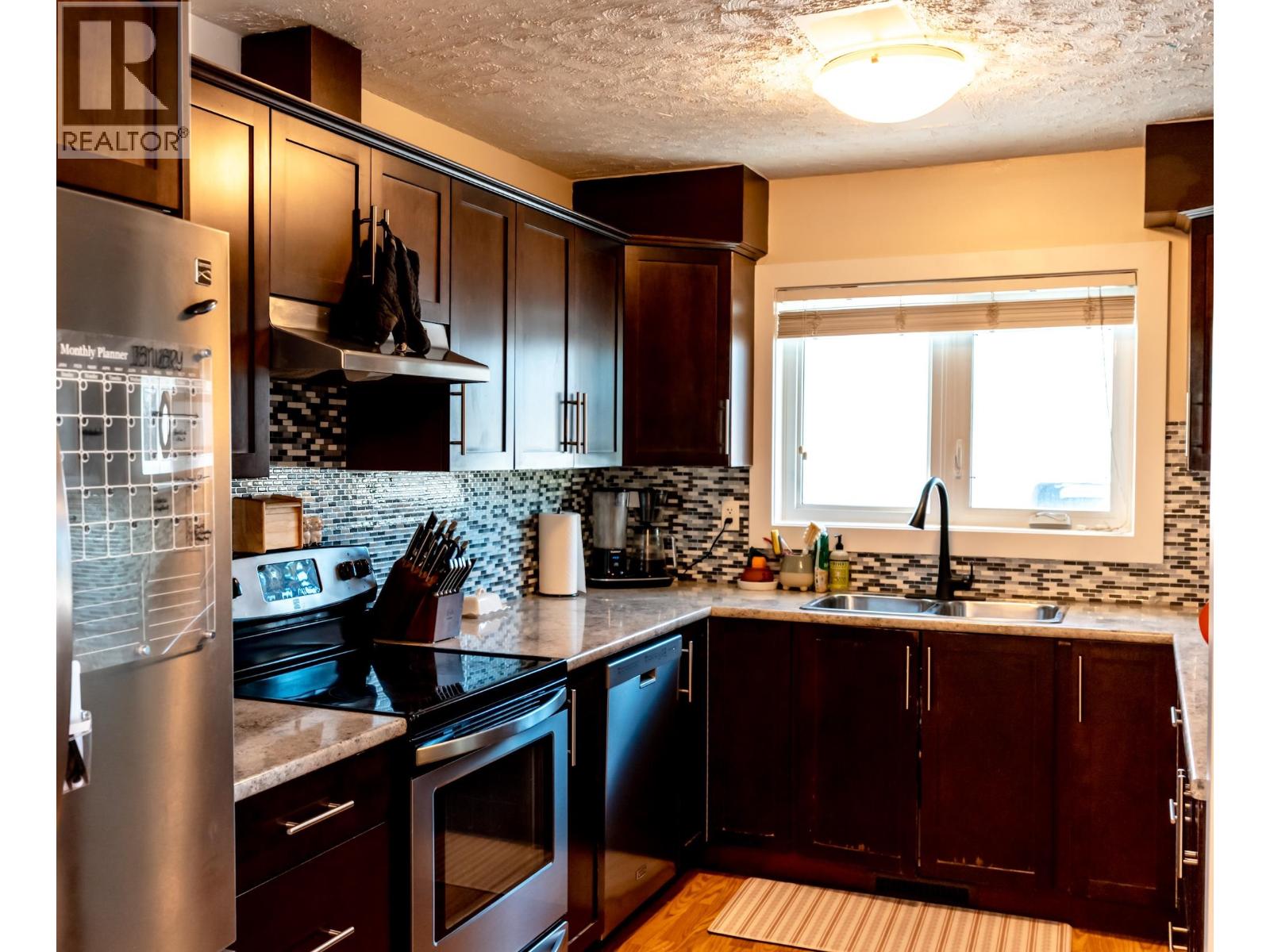 9716 104 AVENUE, Fort St. John