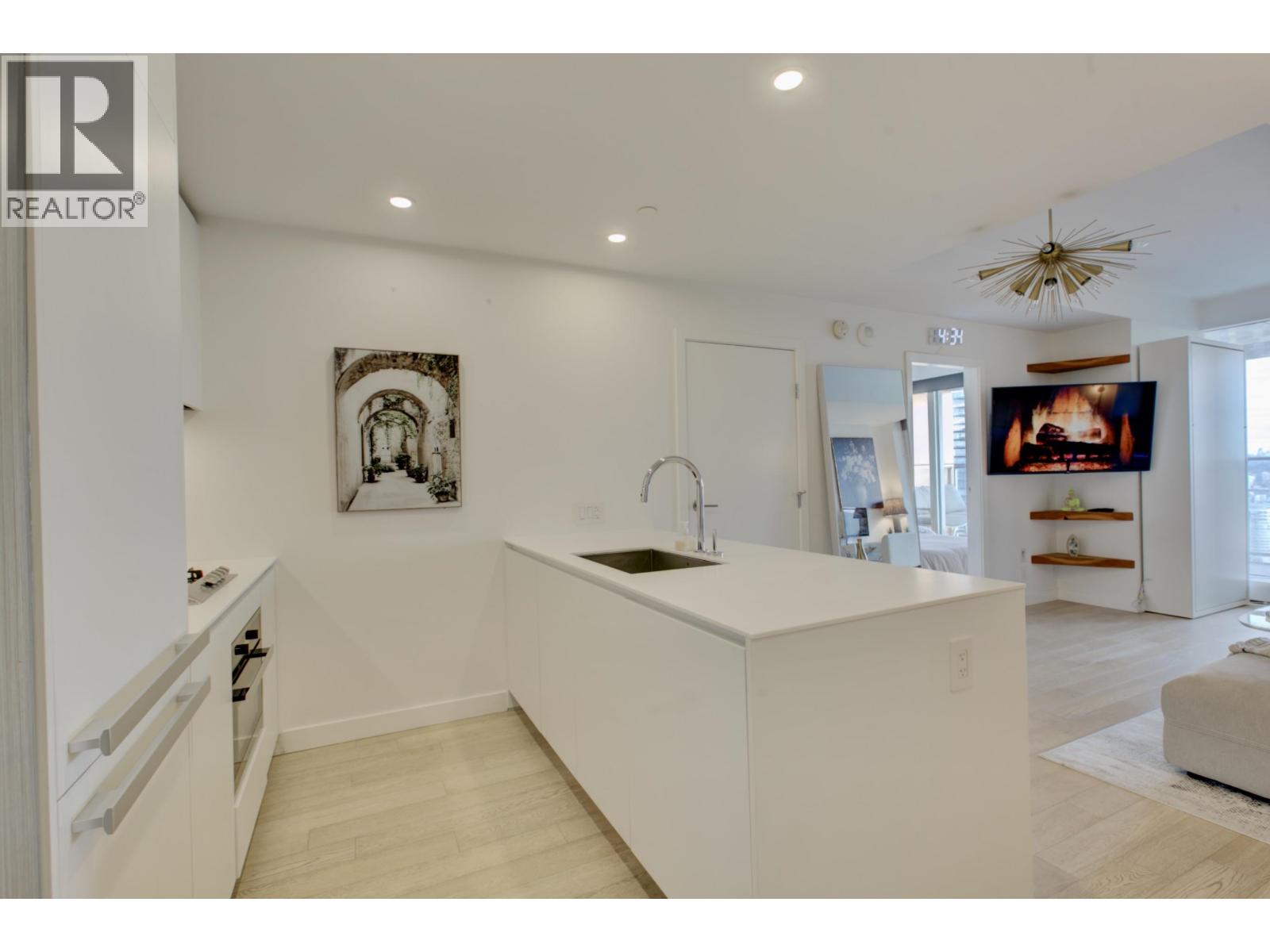 House in Vancouver - Image 27