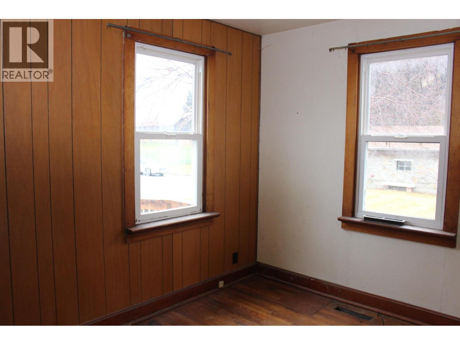 1540 McBeth Street, Trail