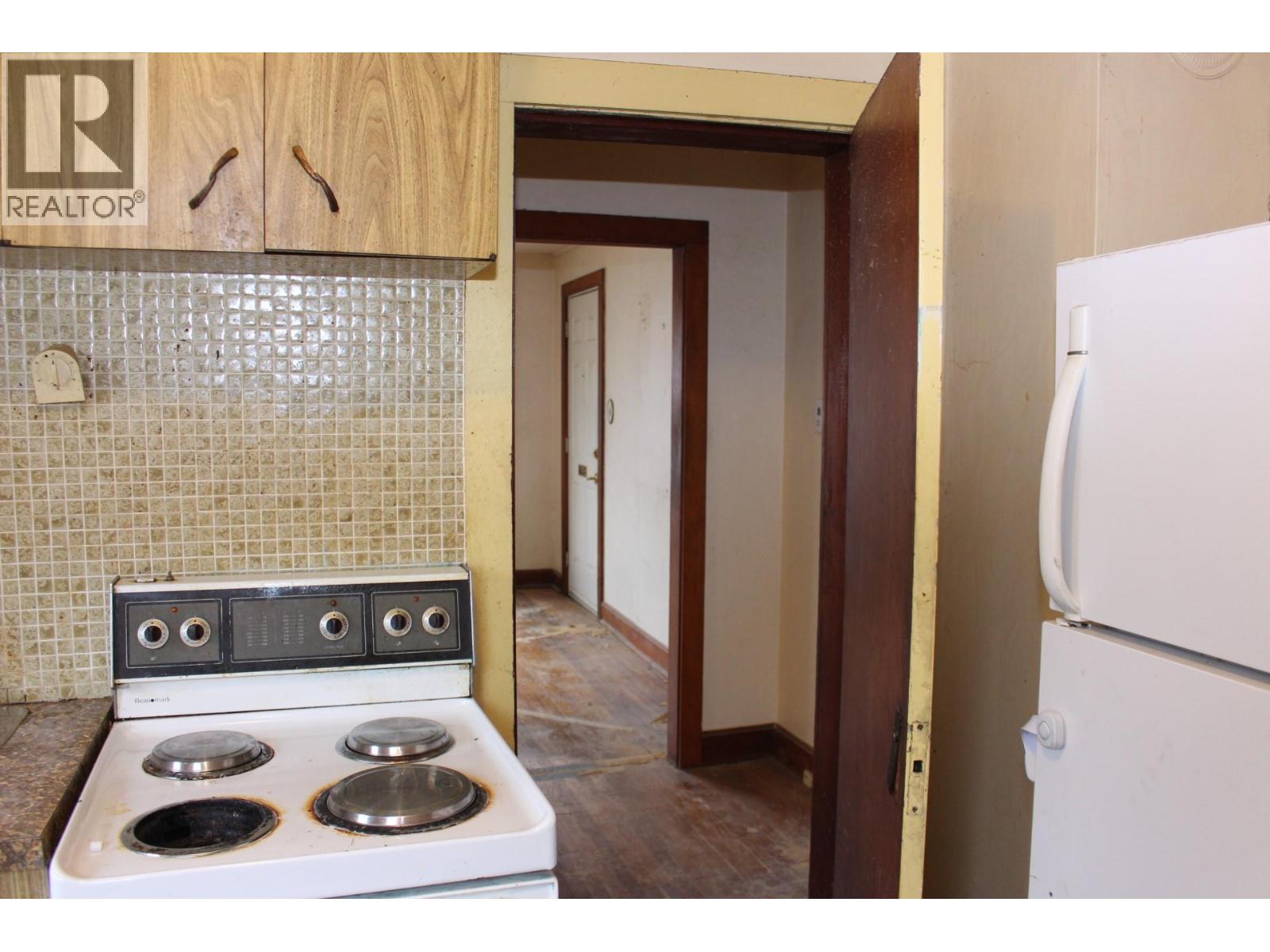 1540 McBeth Street, Trail