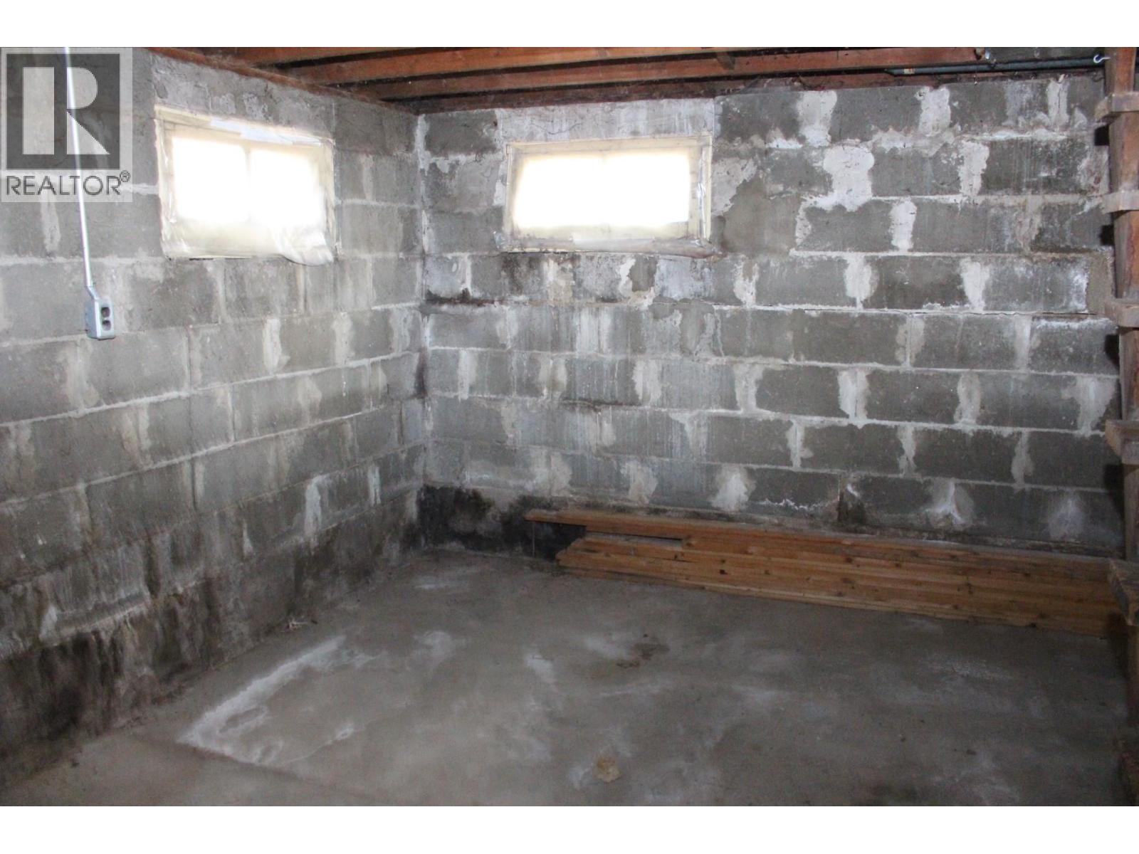 1540 McBeth Street, Trail