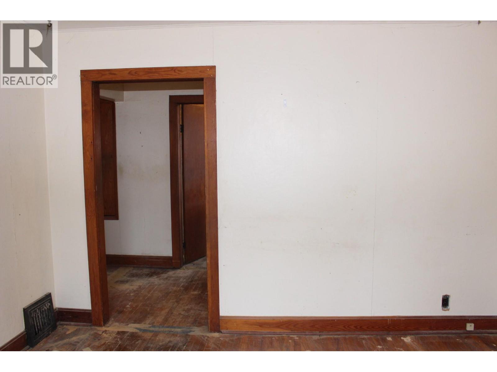 1540 McBeth Street, Trail