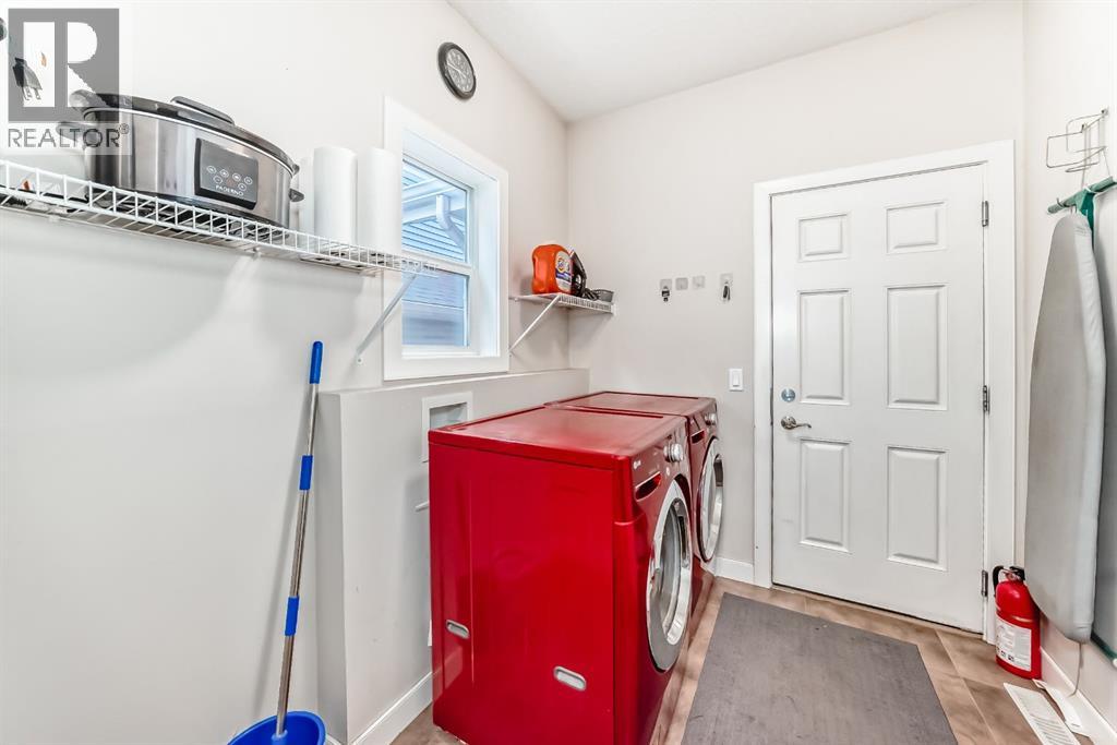 393 River Heights Drive, Cochrane