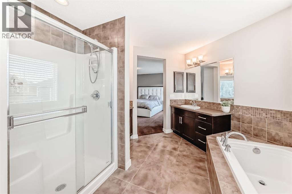 393 River Heights Drive, Cochrane