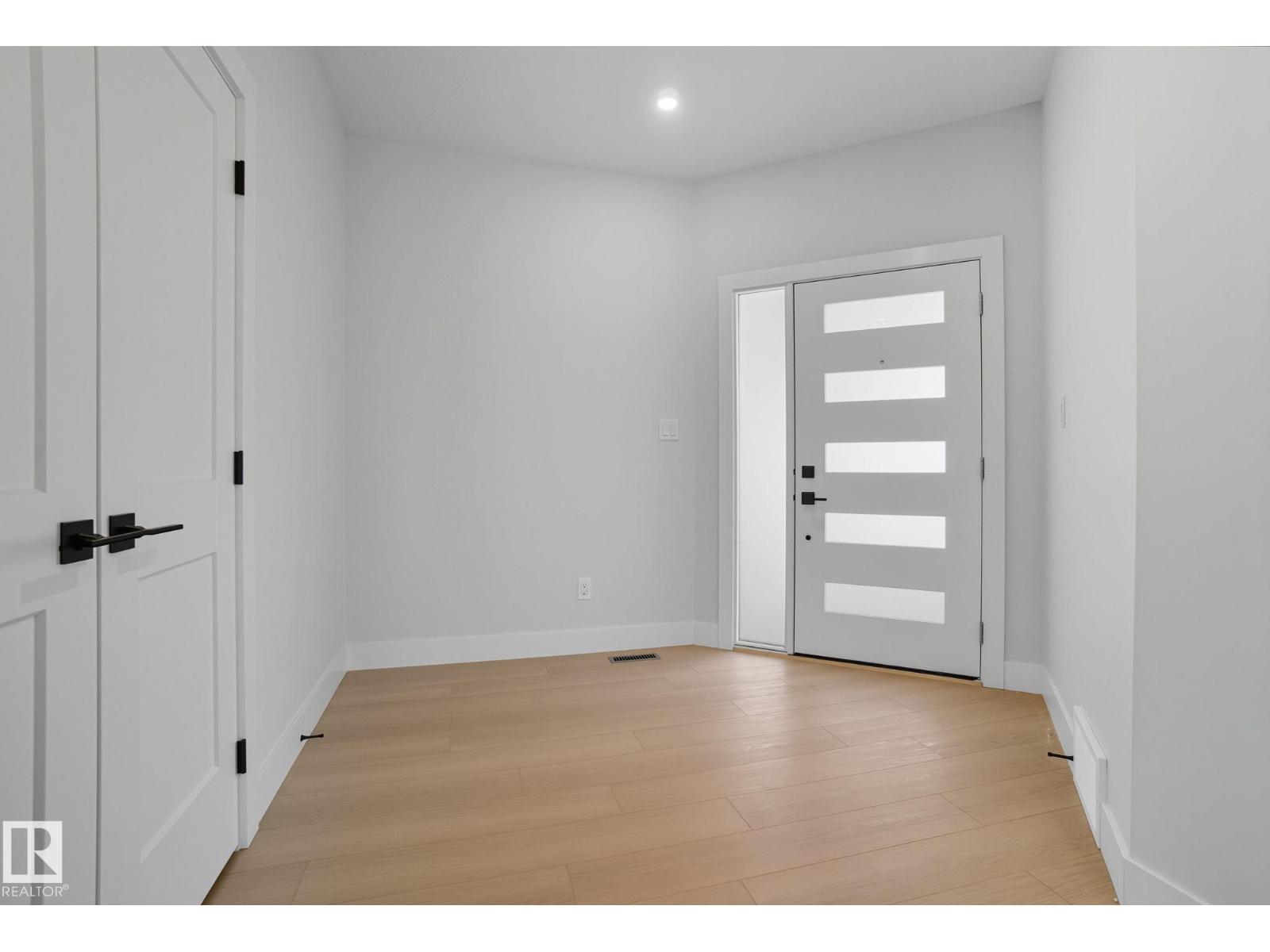 4 HARLEY WY, Spruce Grove