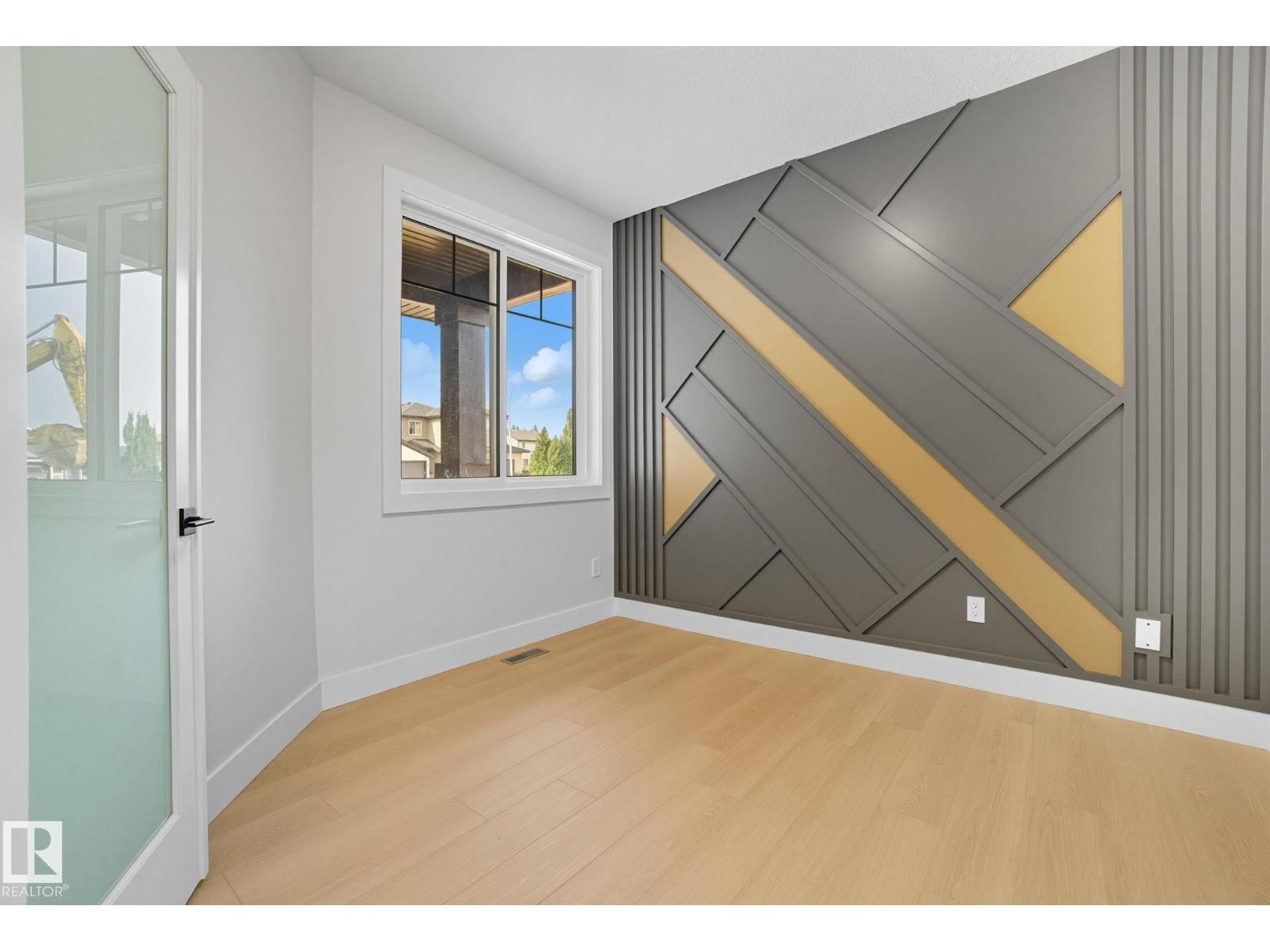 4 HARLEY WY, Spruce Grove