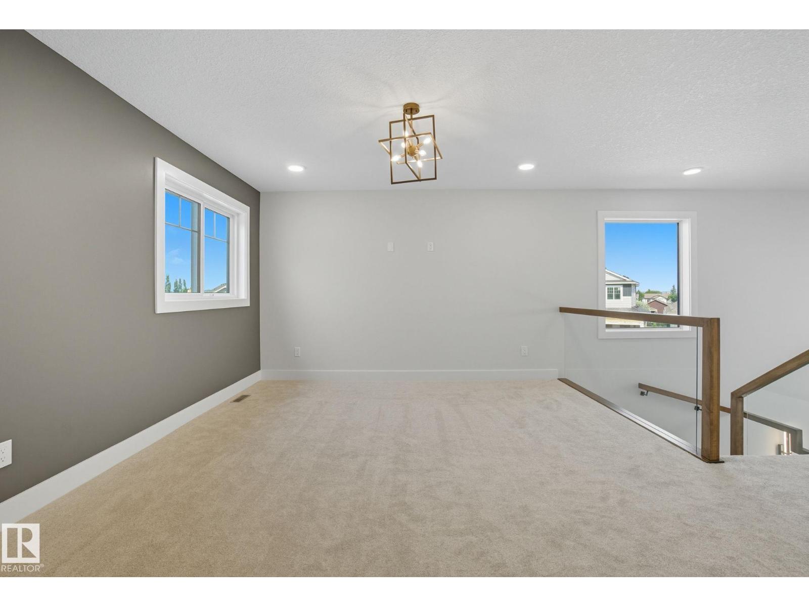 4 HARLEY WY, Spruce Grove