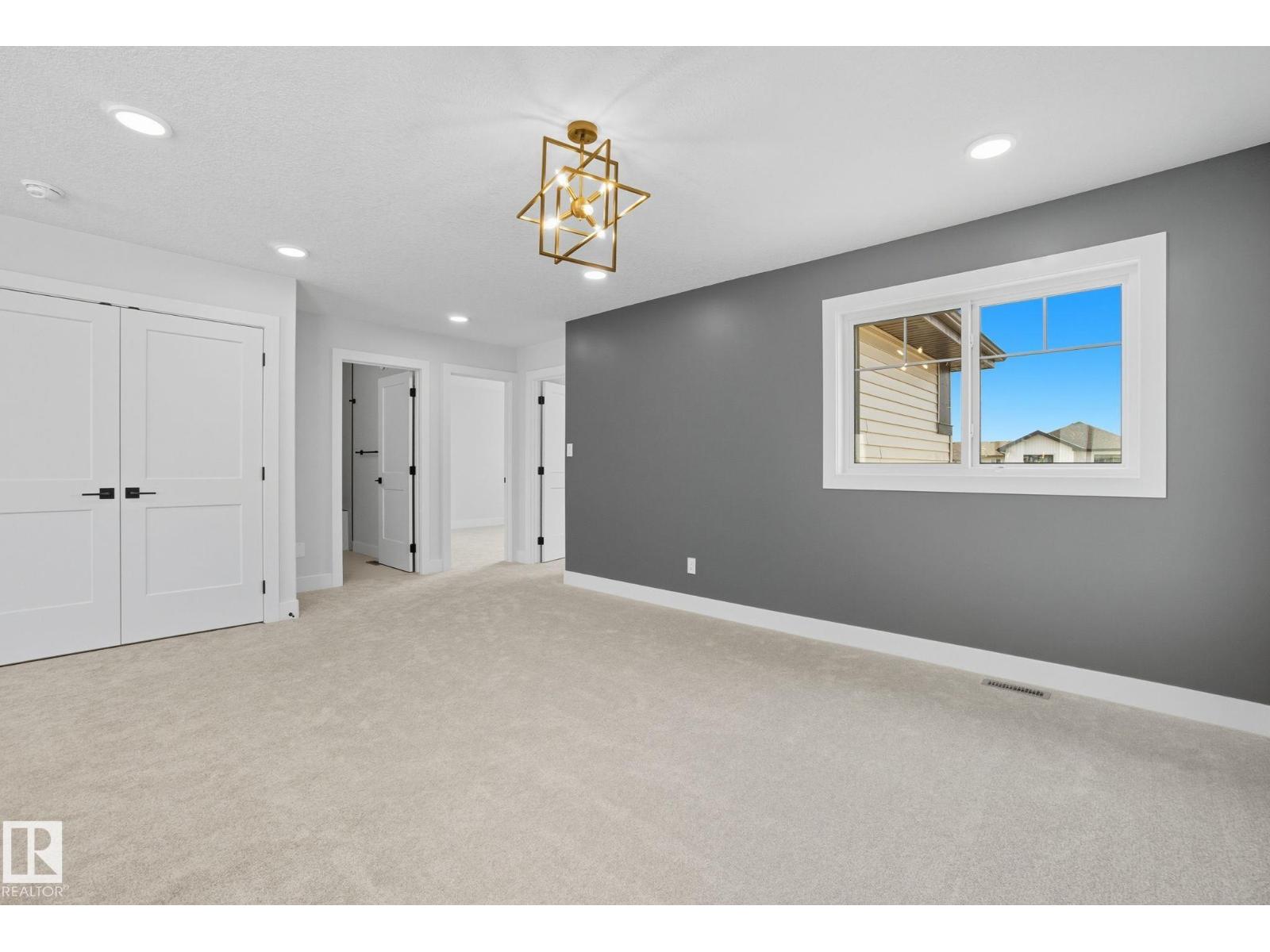 4 HARLEY WY, Spruce Grove