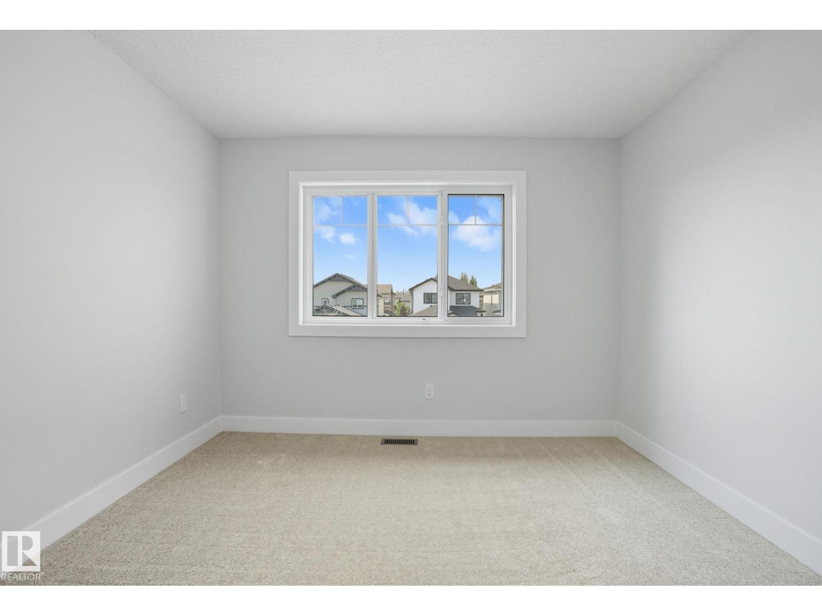 4 HARLEY WY, Spruce Grove