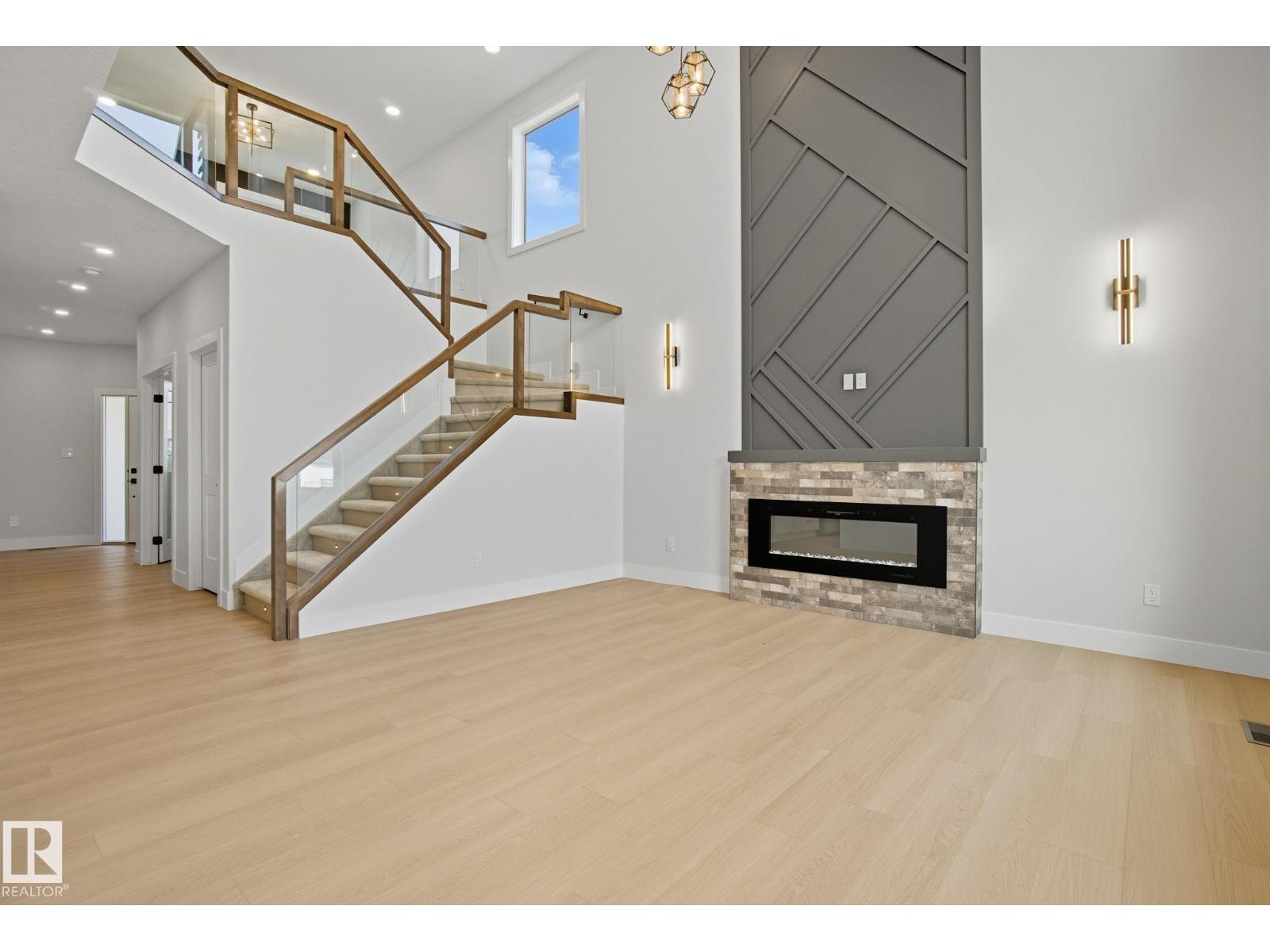 4 HARLEY WY, Spruce Grove