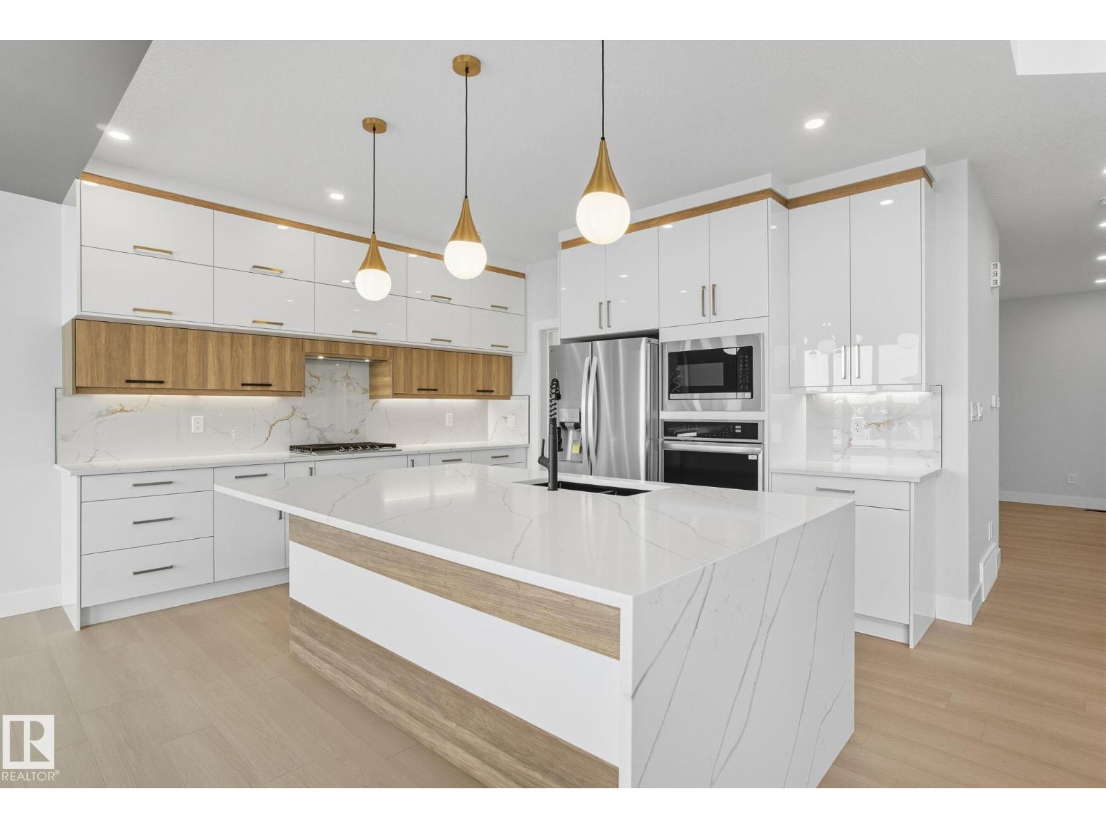 4 HARLEY WY, Spruce Grove