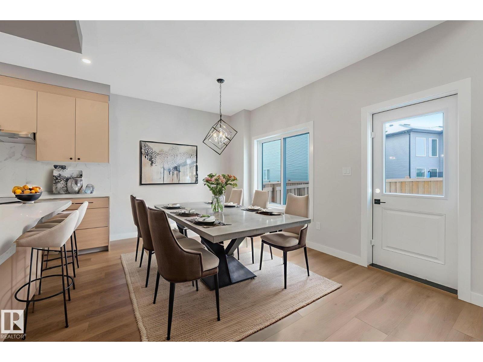 8 Dalquist Bay, Leduc