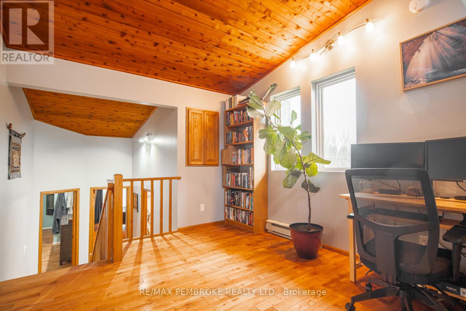 177 SYLVAN DRIVE - Photo 3 of 50, Petawawa, Ontario