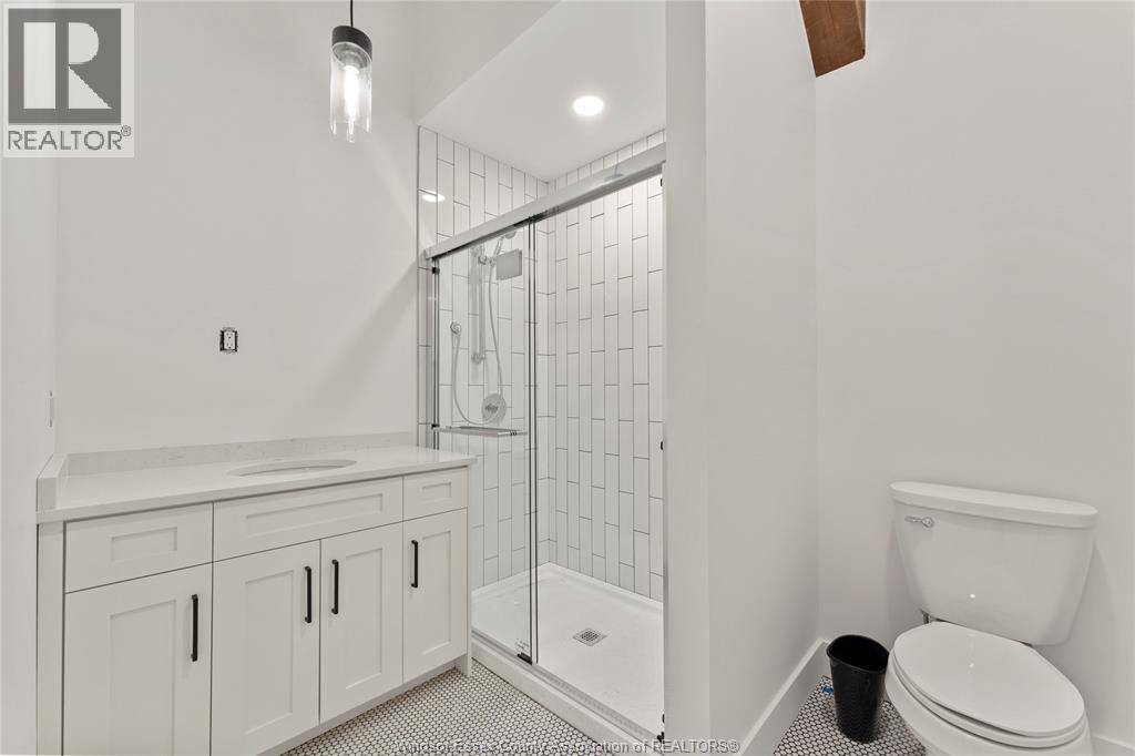 #401 247 BROCK STREET - 23