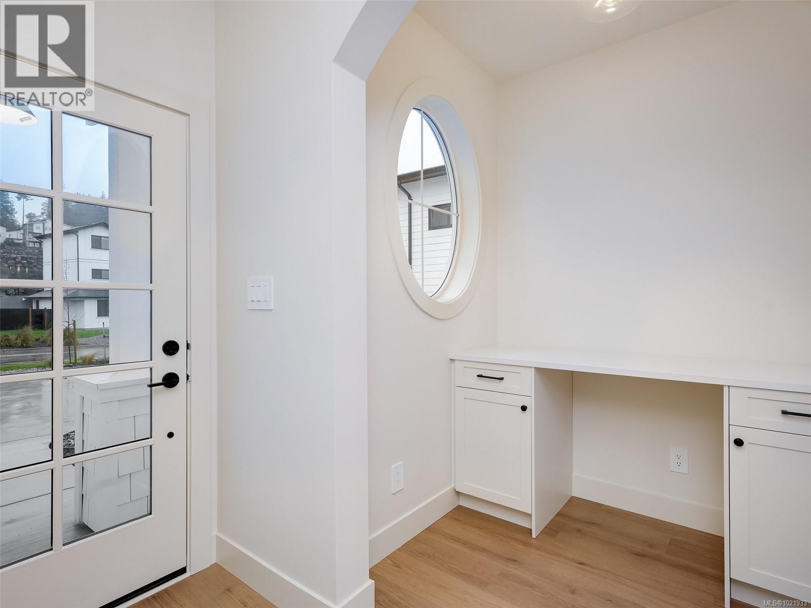 2291 Hudson Terr - 8