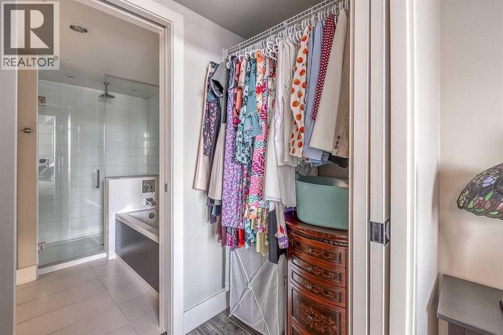 Single Family House for Sale in    Street SW Beltline Calgary 