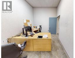 10039 100 Street, Fort St  John, BC V1J3Y5 Photo 17