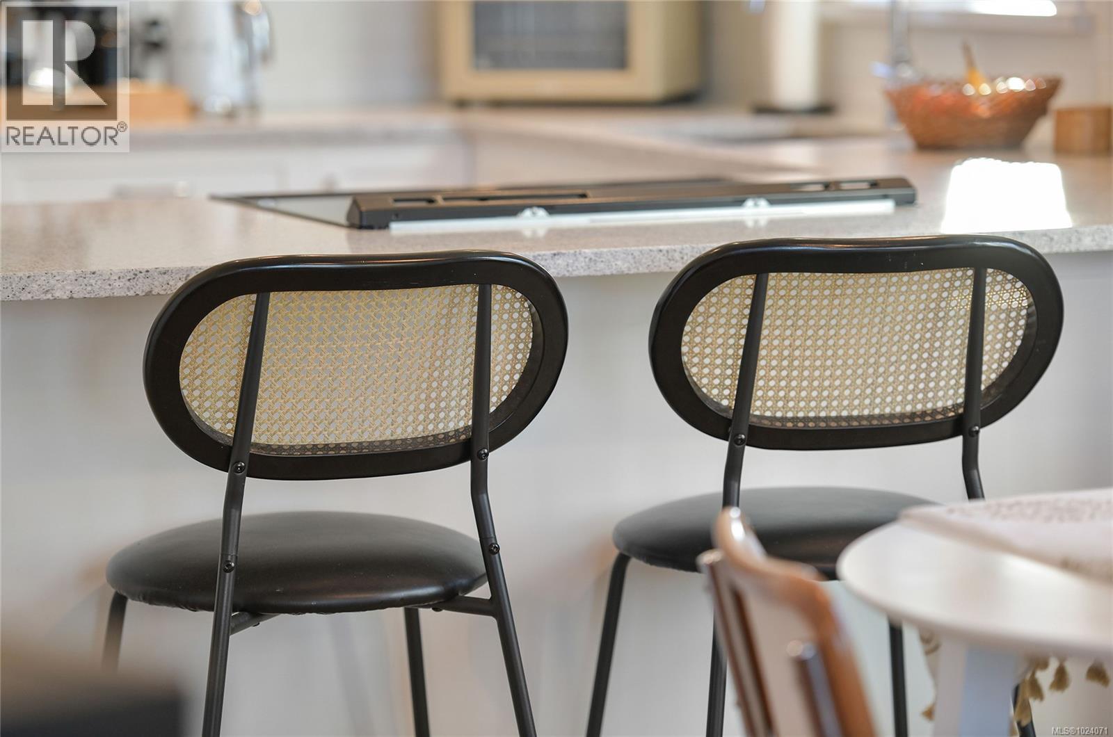 3 945 Pembroke St, Victoria