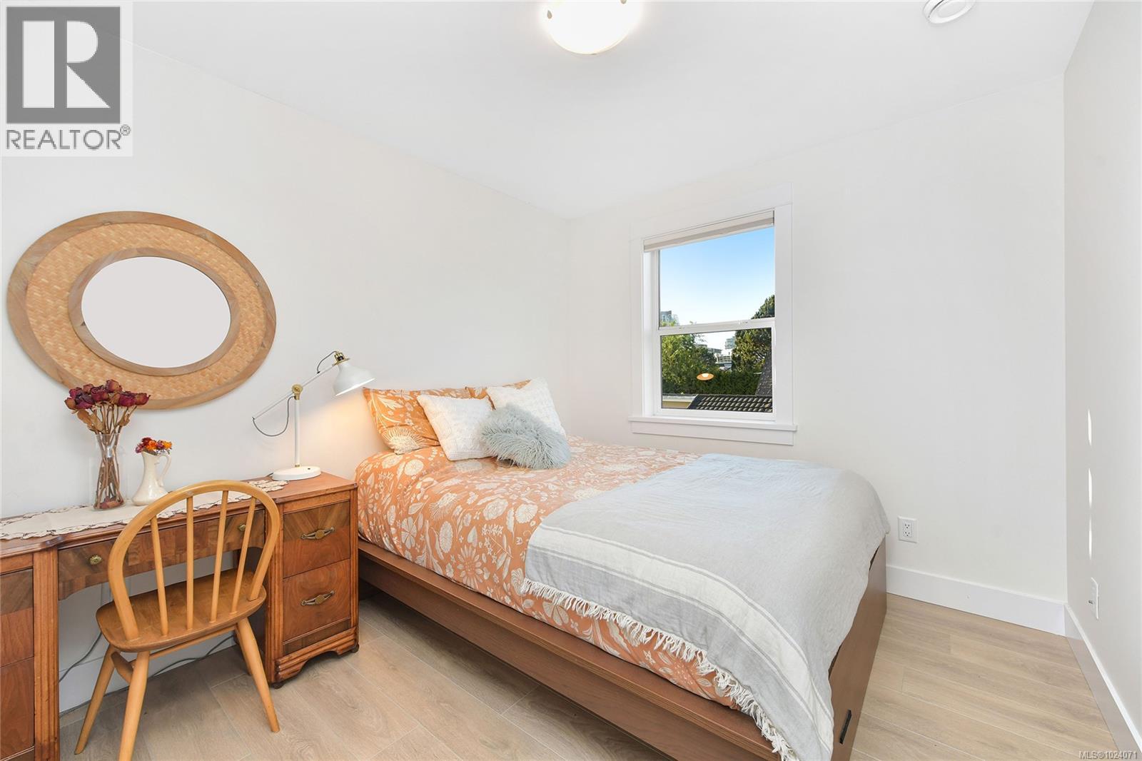 3 945 Pembroke St, Victoria