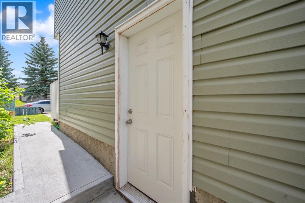 Single Family House for Sale in  Martingrove Road NE Martindale Calgary 