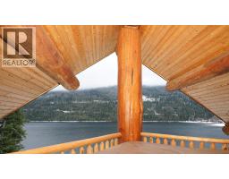 Kitchen - 5464 Agate Bay Road, Barriere, BC V0E2E0 Photo 13