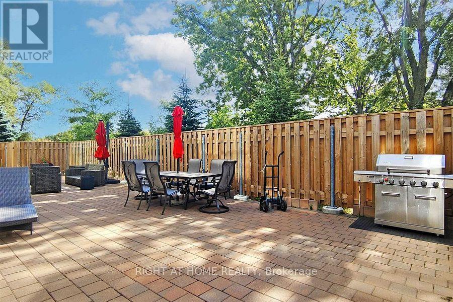 #803 1111 BOUGH BEECHES BOULEVARD - 39