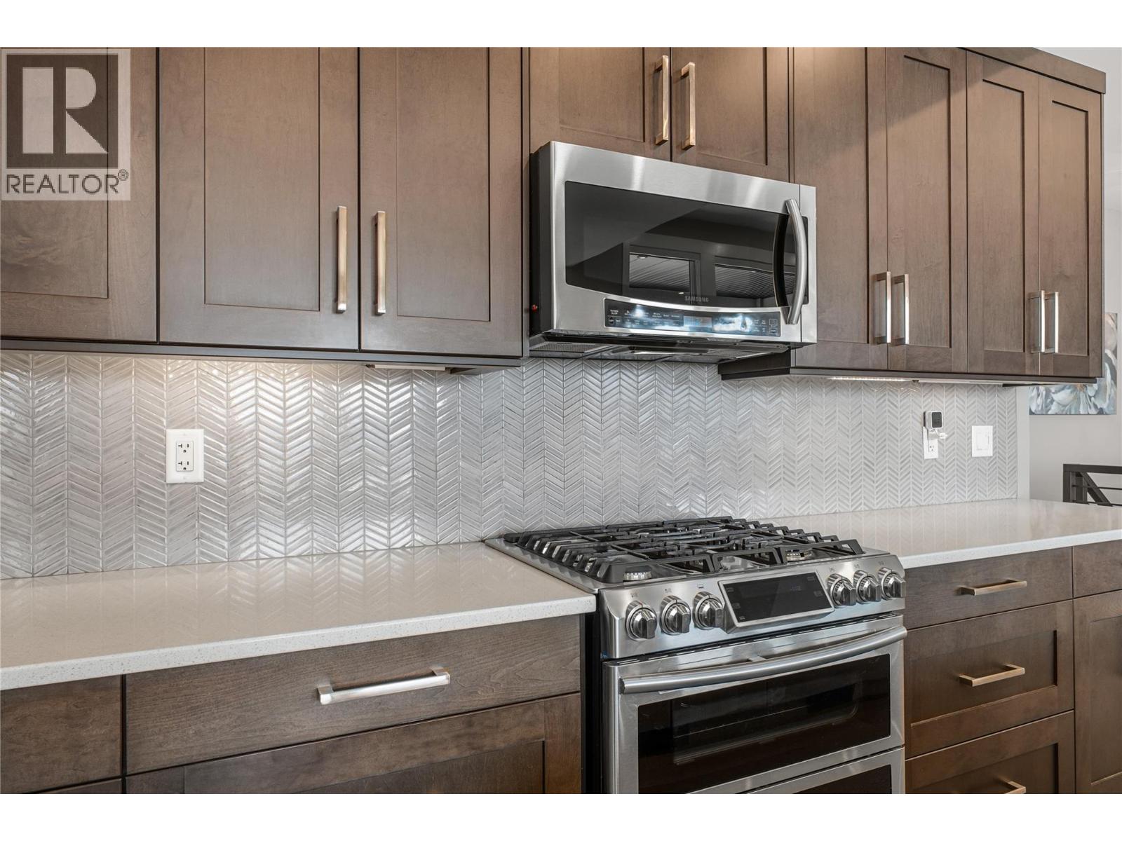  7185 Apex Drive, Vernon