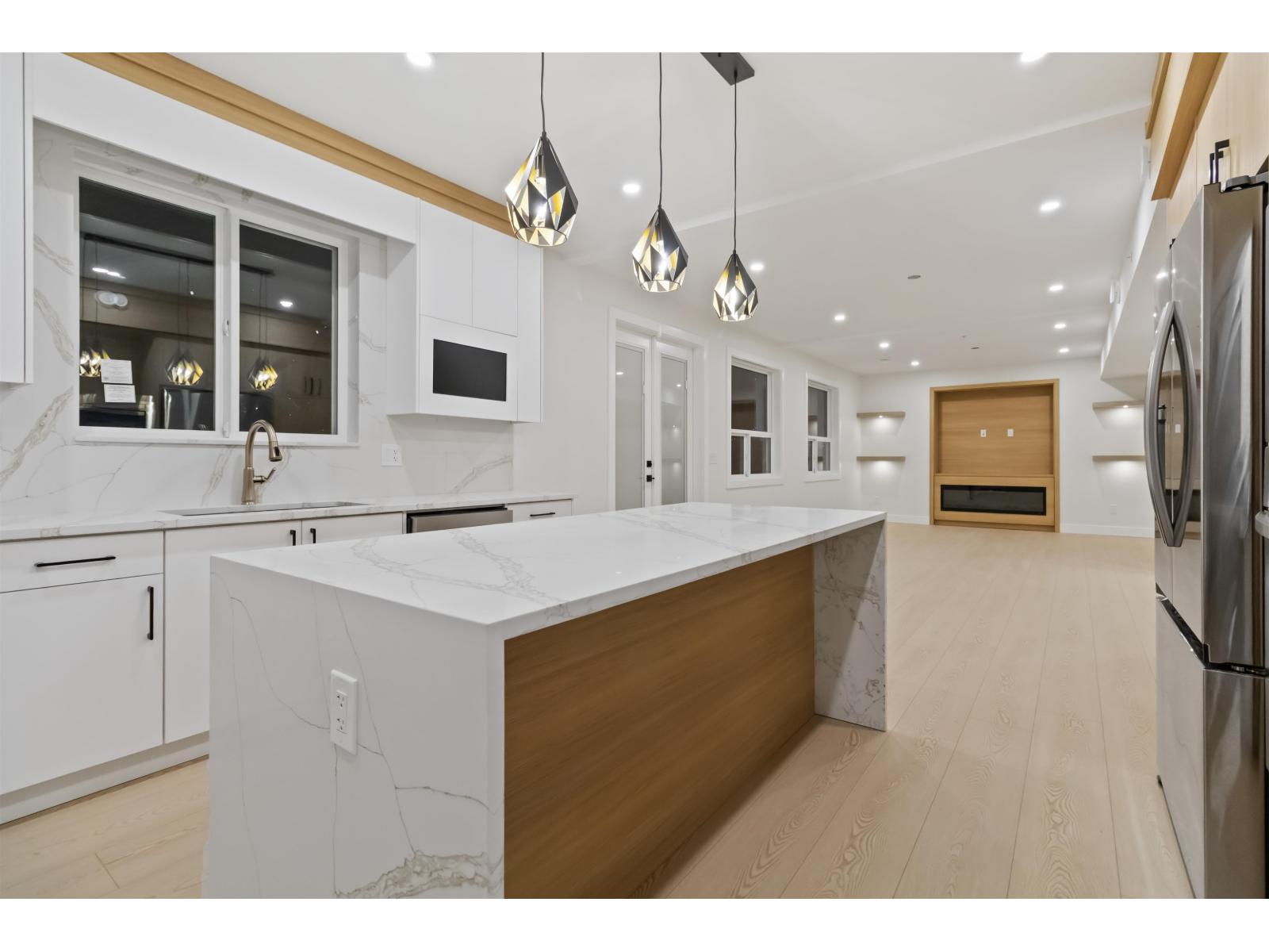 25 14550 MORRIS VALLEY ROAD, Mission