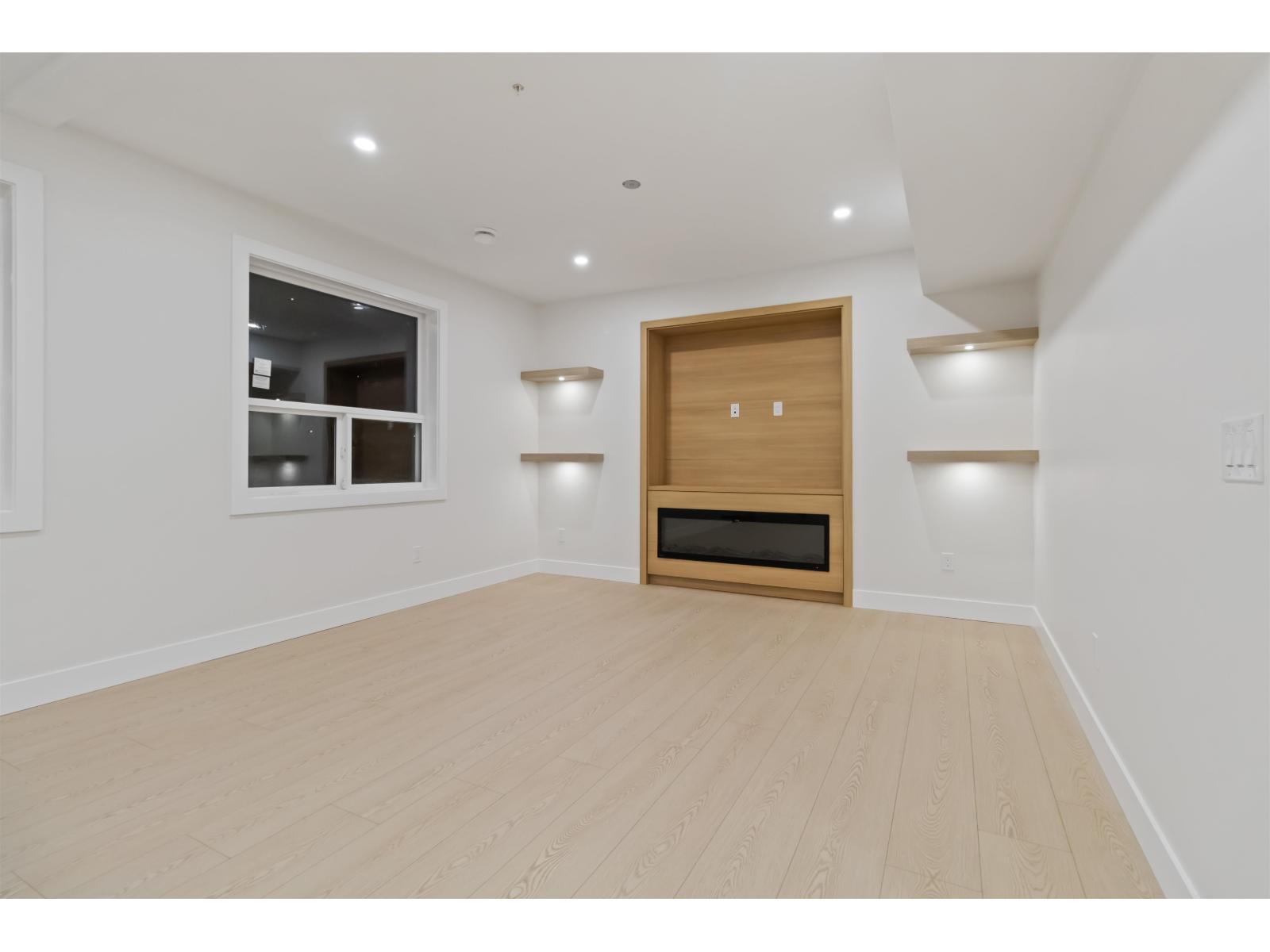 25 14550 MORRIS VALLEY ROAD, Mission