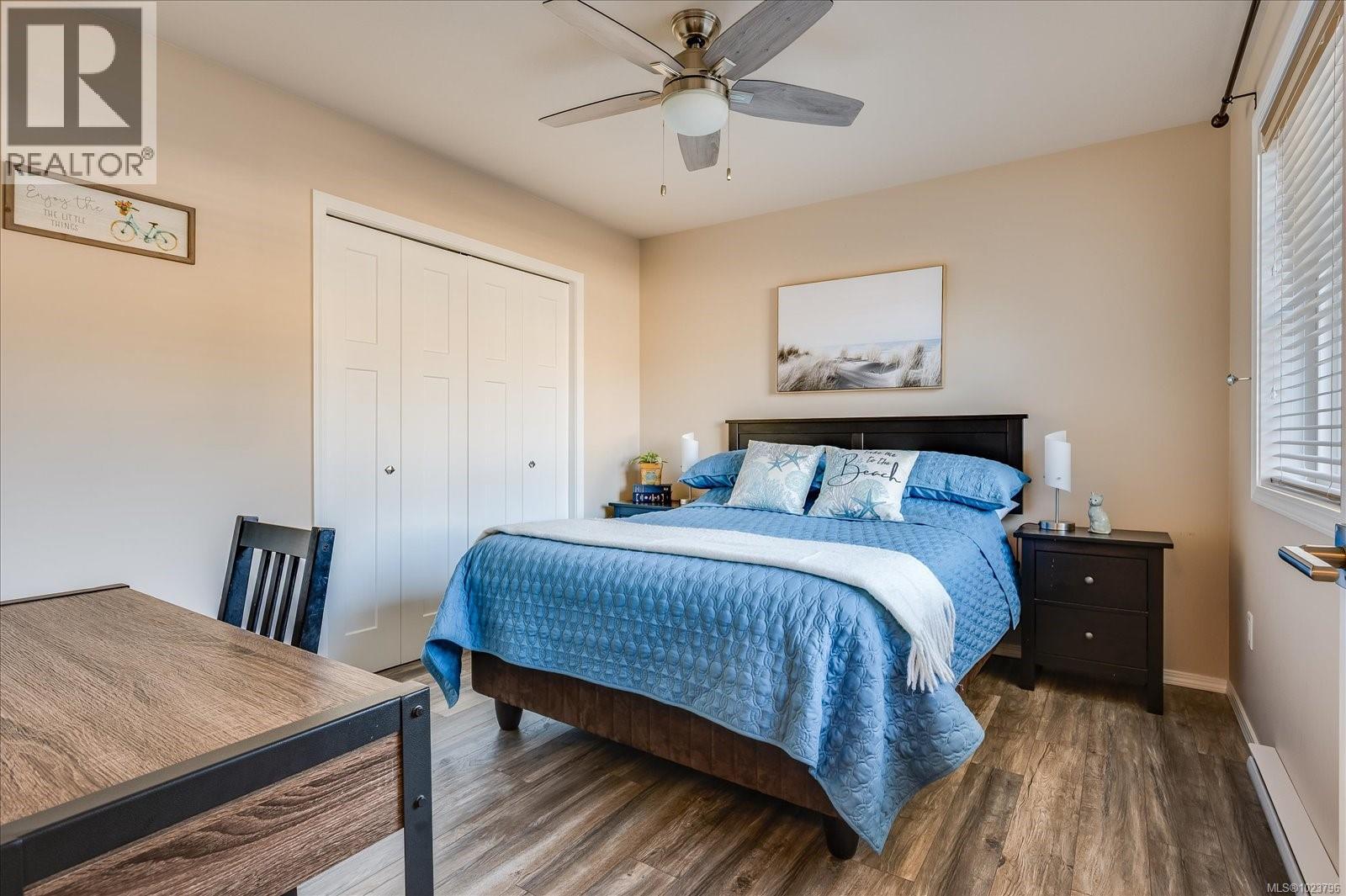 817 Stanhope Rd, Parksville