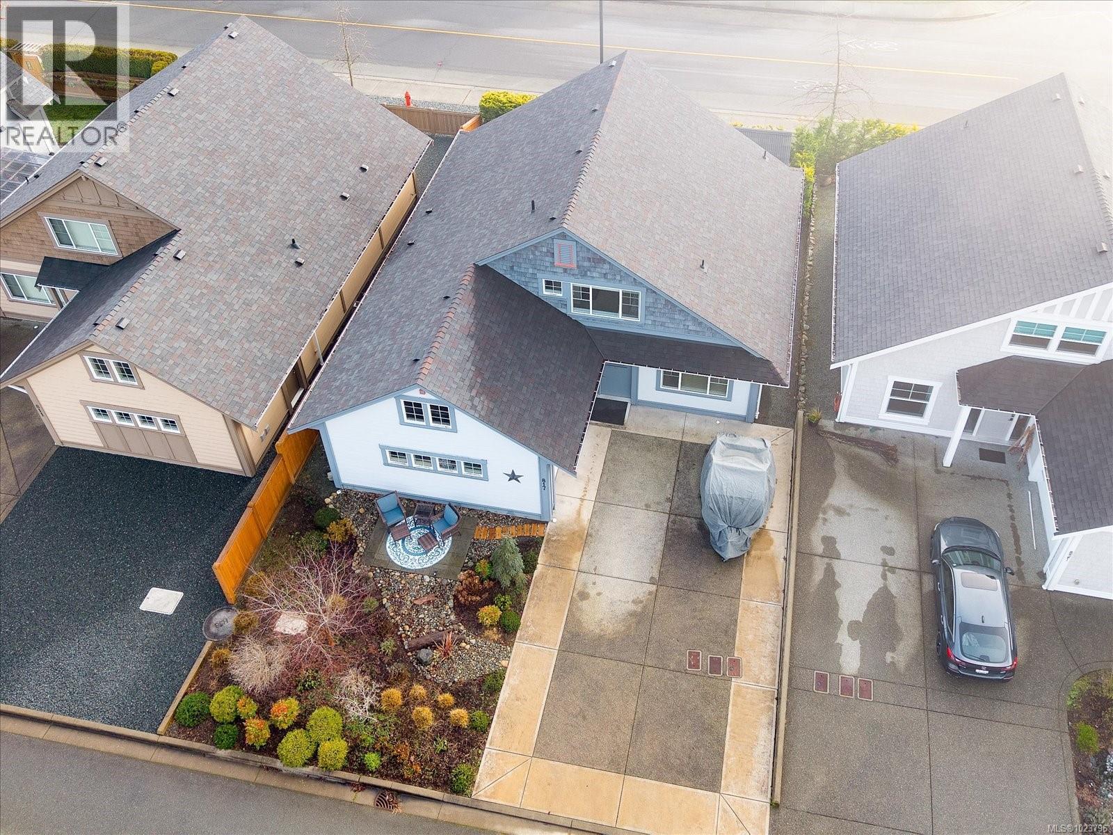 817 Stanhope Rd, Parksville