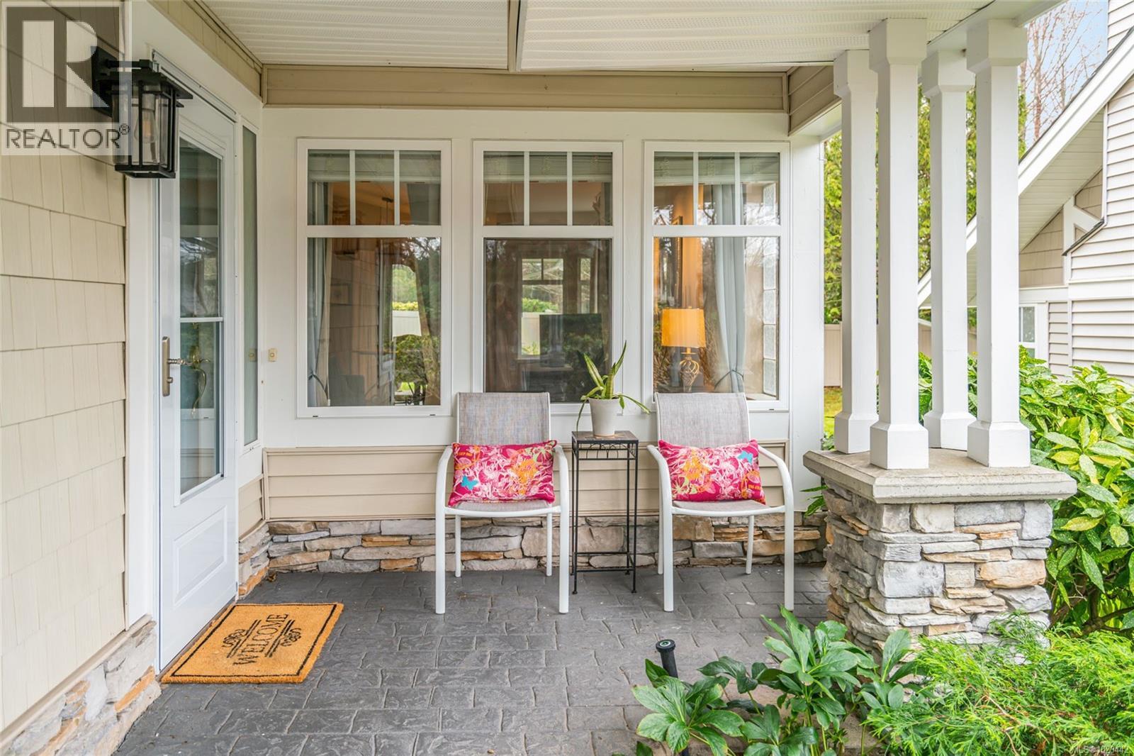 6179 Rosecroft Pl, Nanaimo