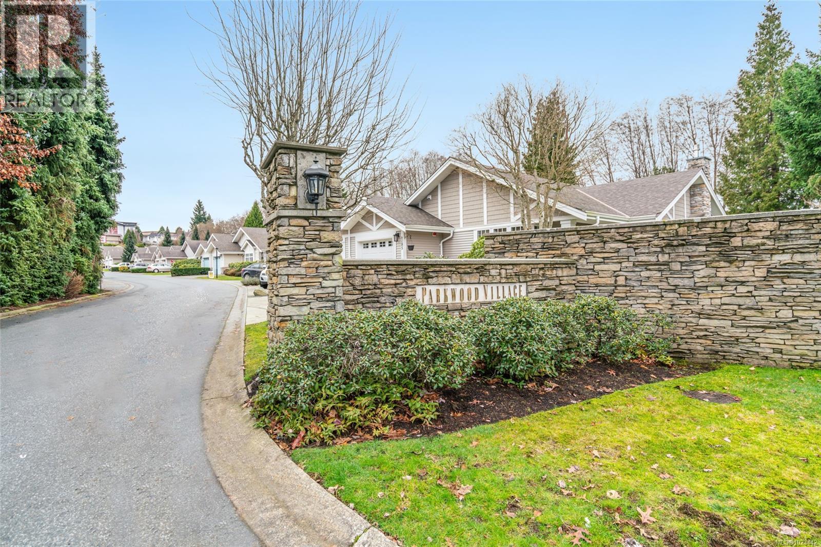 6179 Rosecroft Pl, Nanaimo