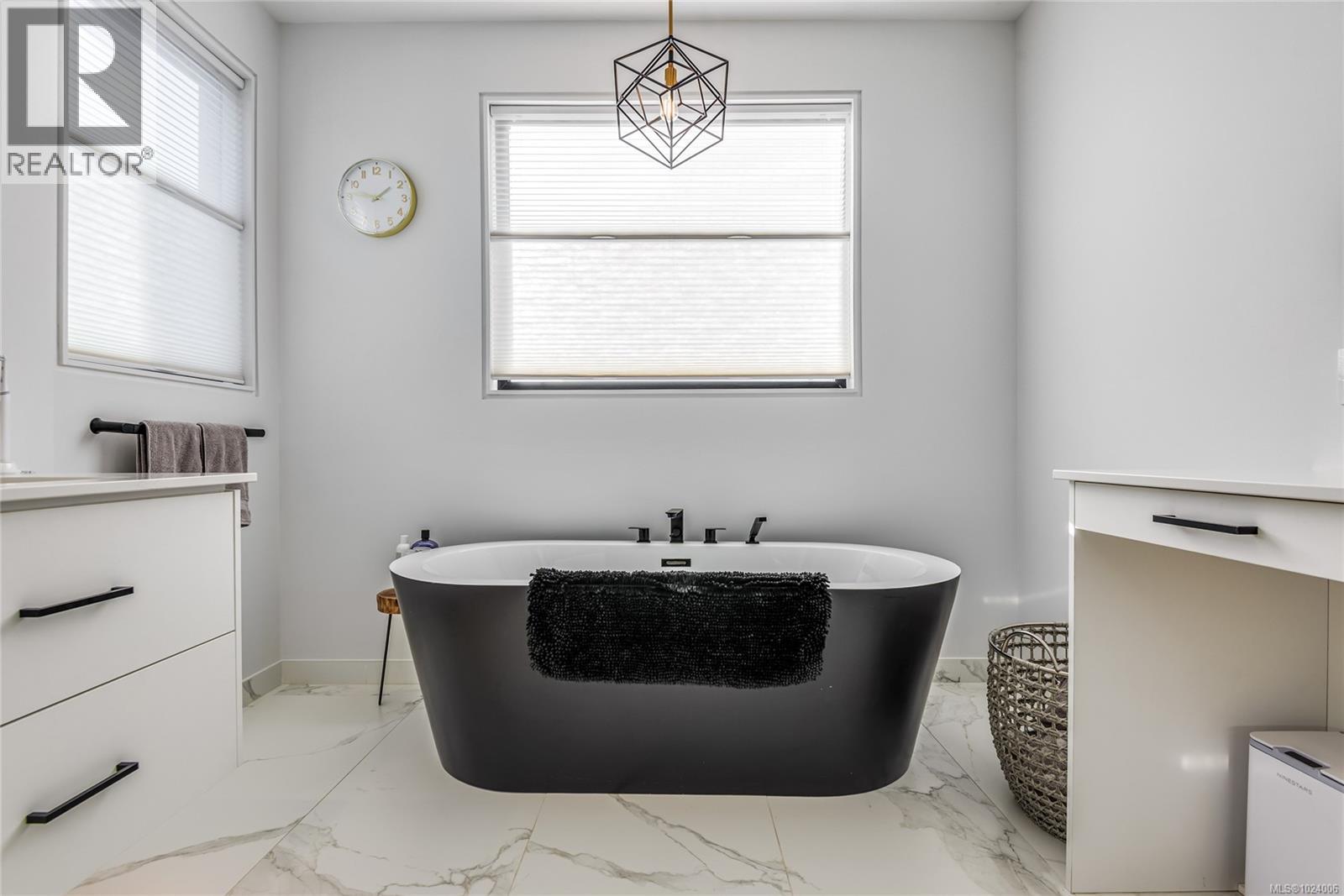 545 Nebraska Pl, Campbell River