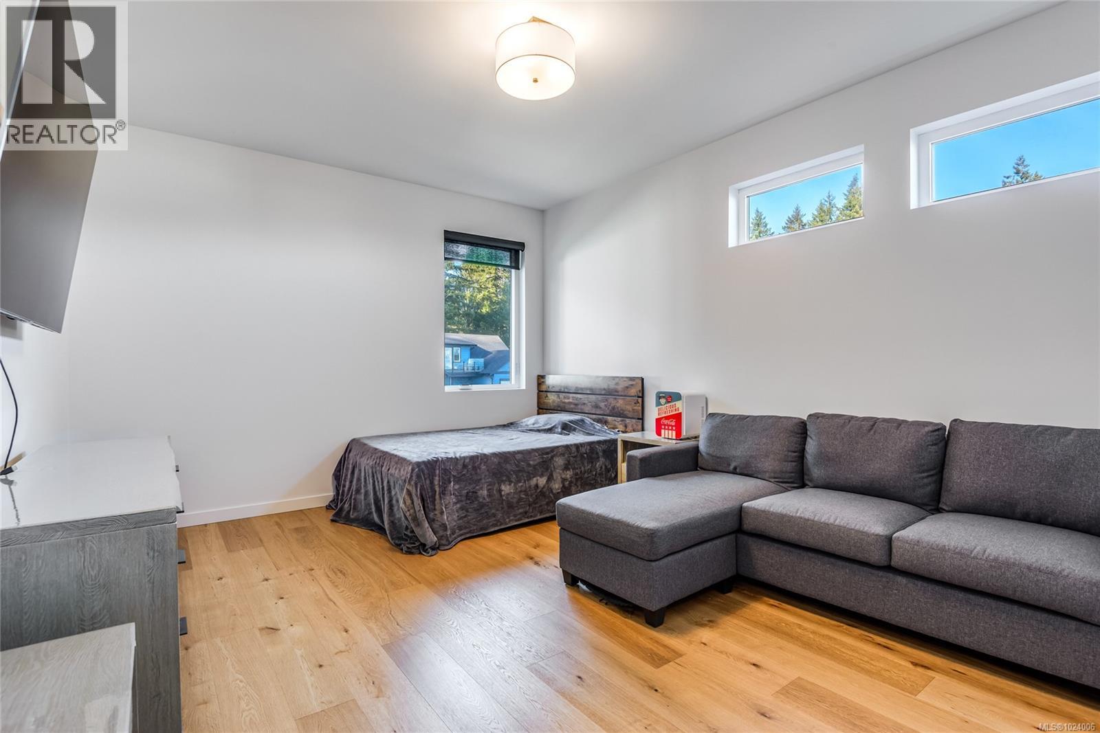 545 Nebraska Pl, Campbell River