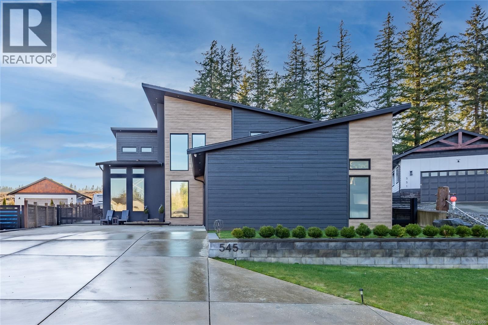 545 Nebraska Pl, Campbell River