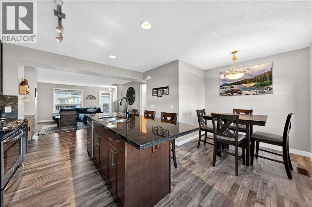 Single Family House for Sale in  Aspen Hills Terrace SW Aspen Woods Calgary 