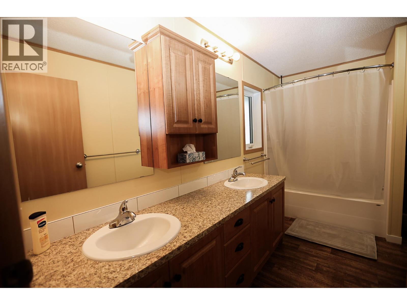 440 SISKA DRIVE - 24