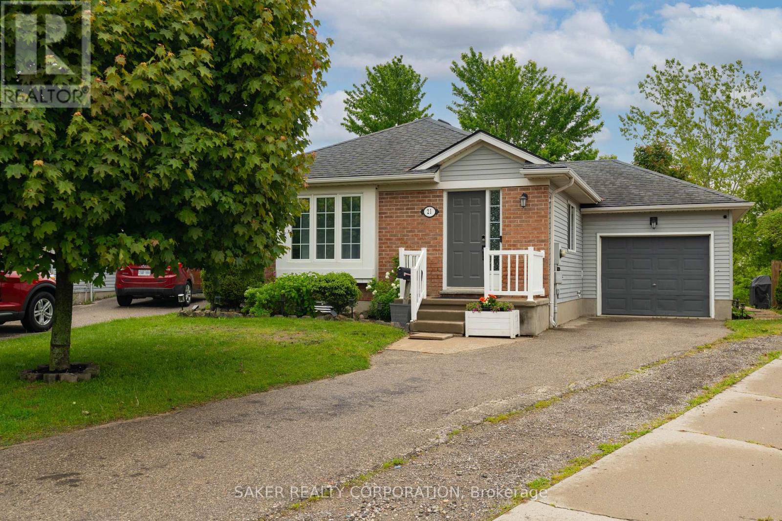 21 ERIN COURT - Photo 2 of 50, Aylmer, Ontario